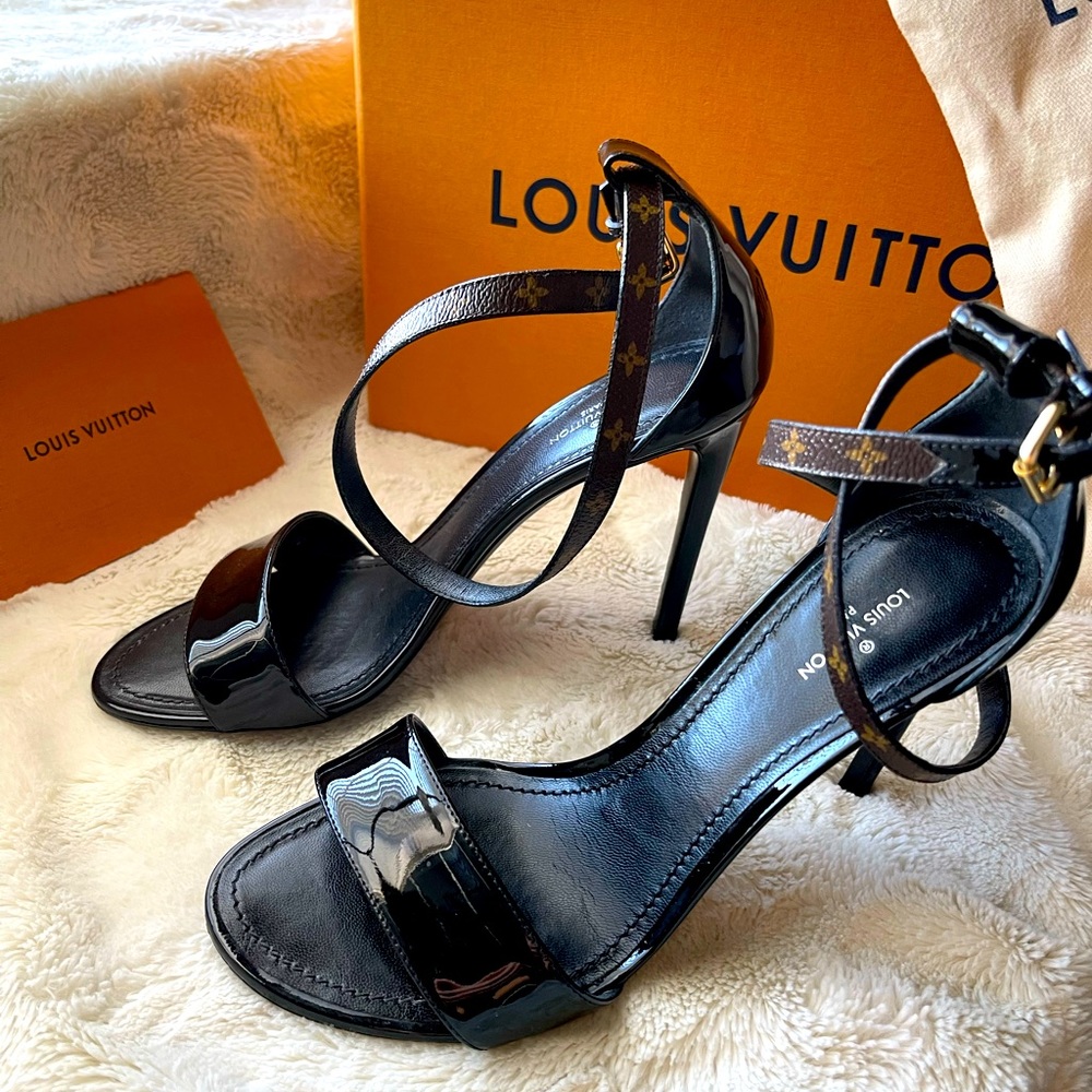 Louis Vuitton Callback Sandal
